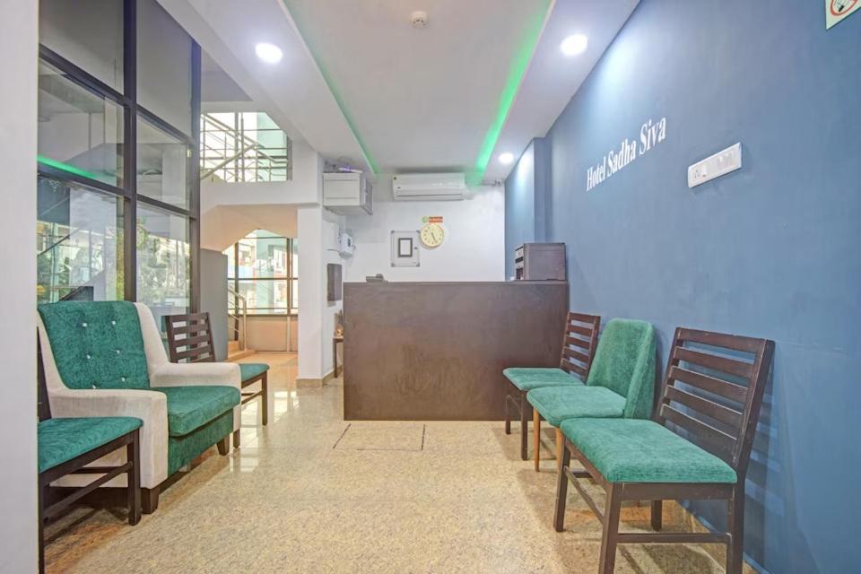 Hotel Sadha Siva Chennai Esterno foto