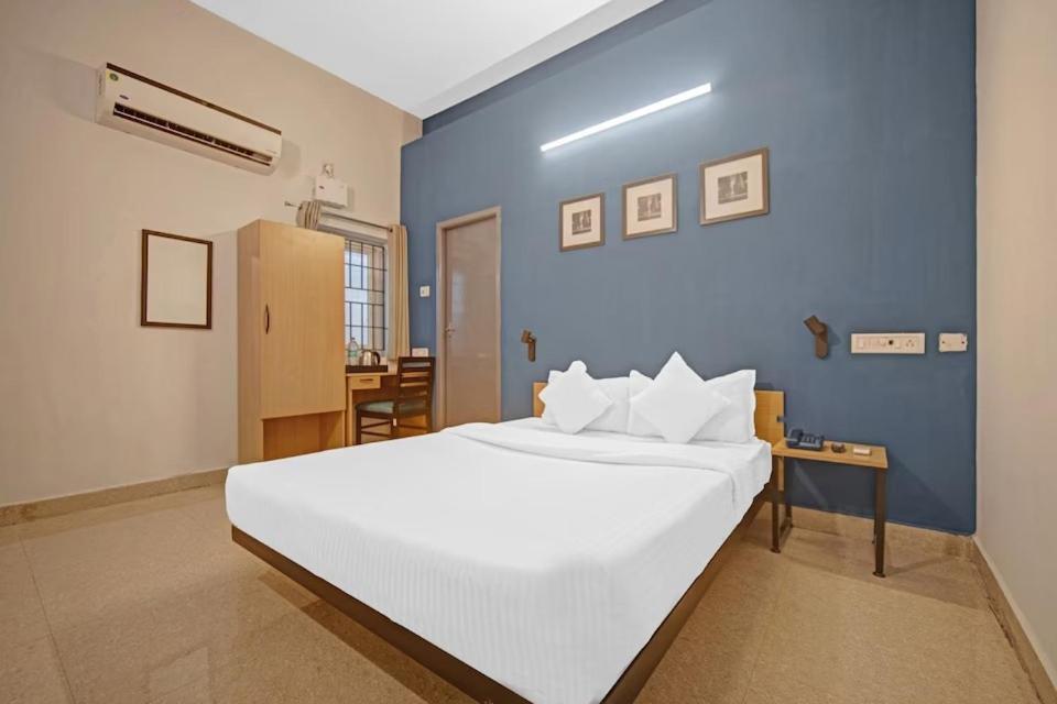 Hotel Sadha Siva Chennai Esterno foto