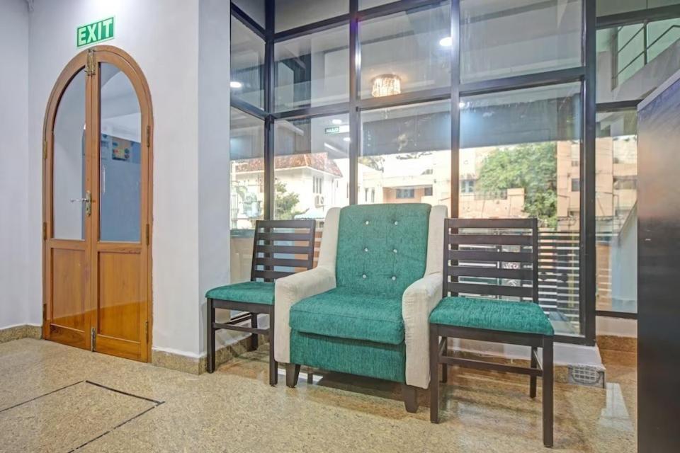 Hotel Sadha Siva Chennai Esterno foto