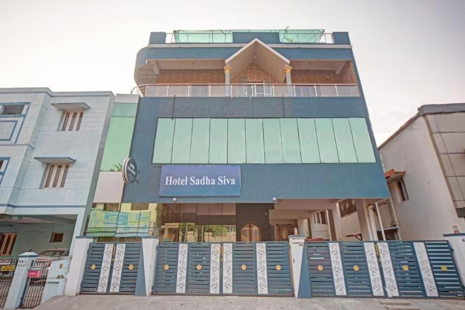 Hotel Sadha Siva Chennai Esterno foto